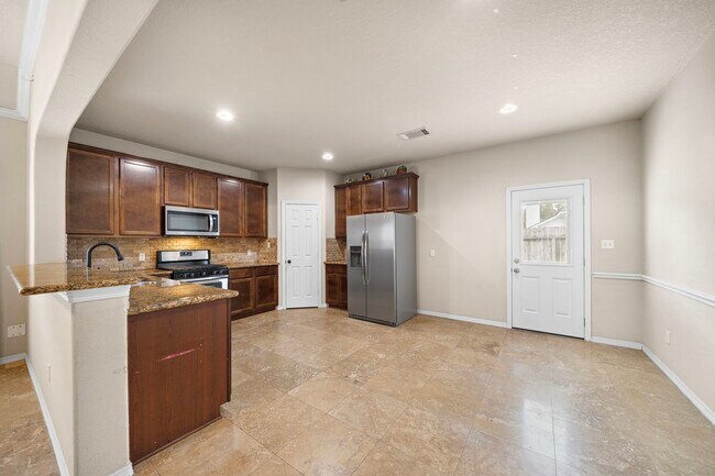 Foto del edificio - 18319 Hillingdon Ln
