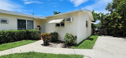 Building Photo - 1701 Shenandoah St