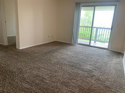 Foto principal - 740 Gordon Smith Blvd