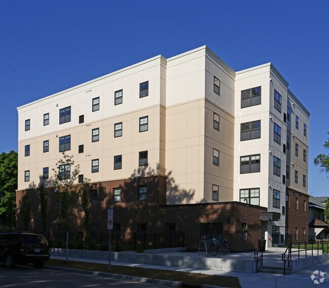 Grand y Finn Apartments - Grand and Finn Apartments