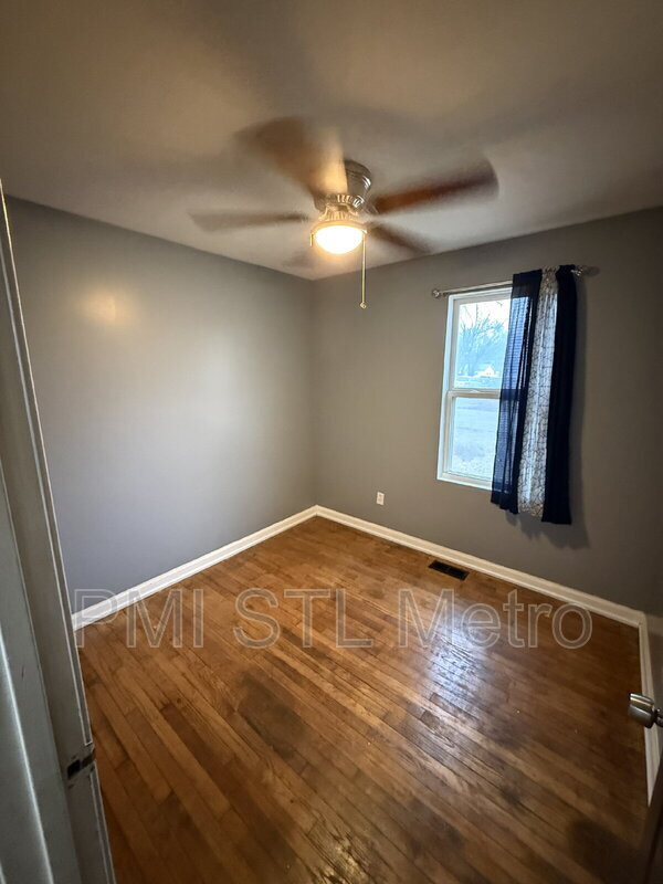 Foto del edificio - 10365 Lord Dr