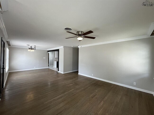 Foto del edificio - 1824 Woodrow Ave