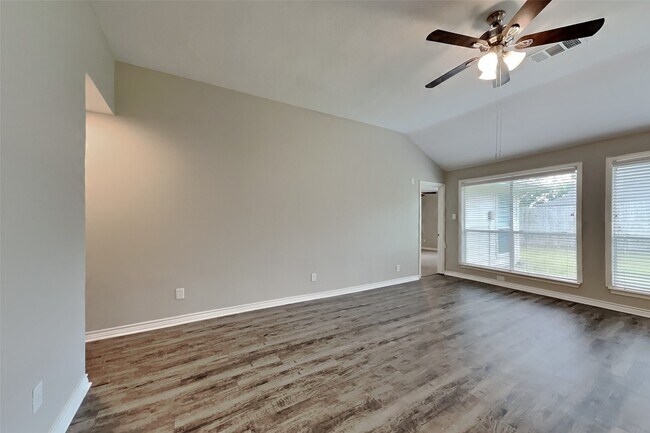 Building Photo - 6506 Garden Canyon Dr