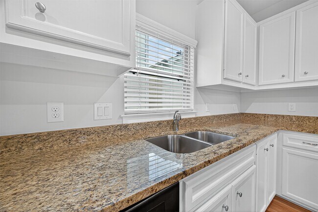 Foto del edificio - 11510 Main Ash Dr