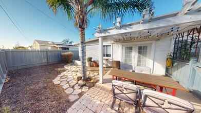 Building Photo - 1061 11th St