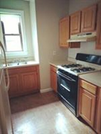 Foto del edificio - 371 Blue Hill Ave