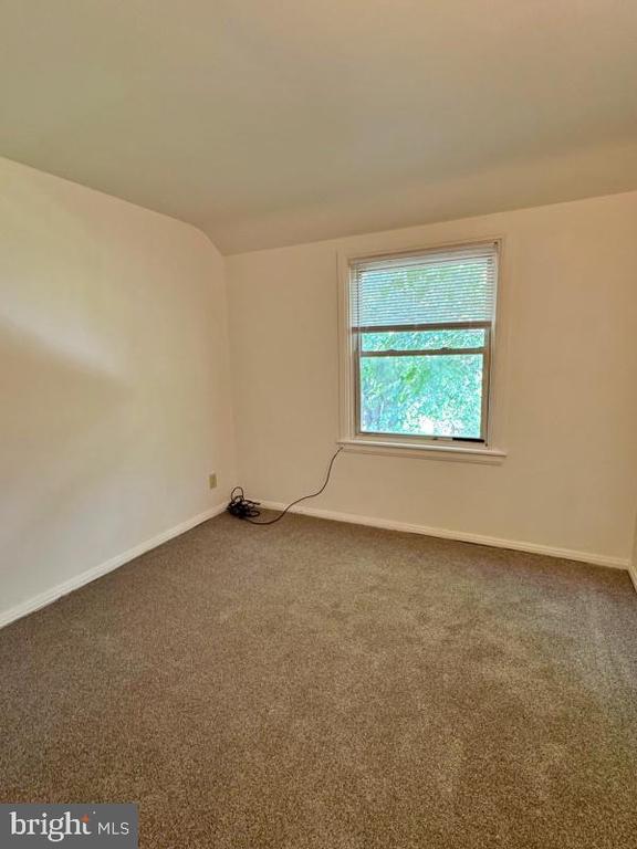 Building Photo - 1063 Kelly Dr