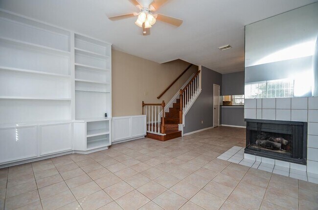 Foto del edificio - 2930 Grants Lake Blvd