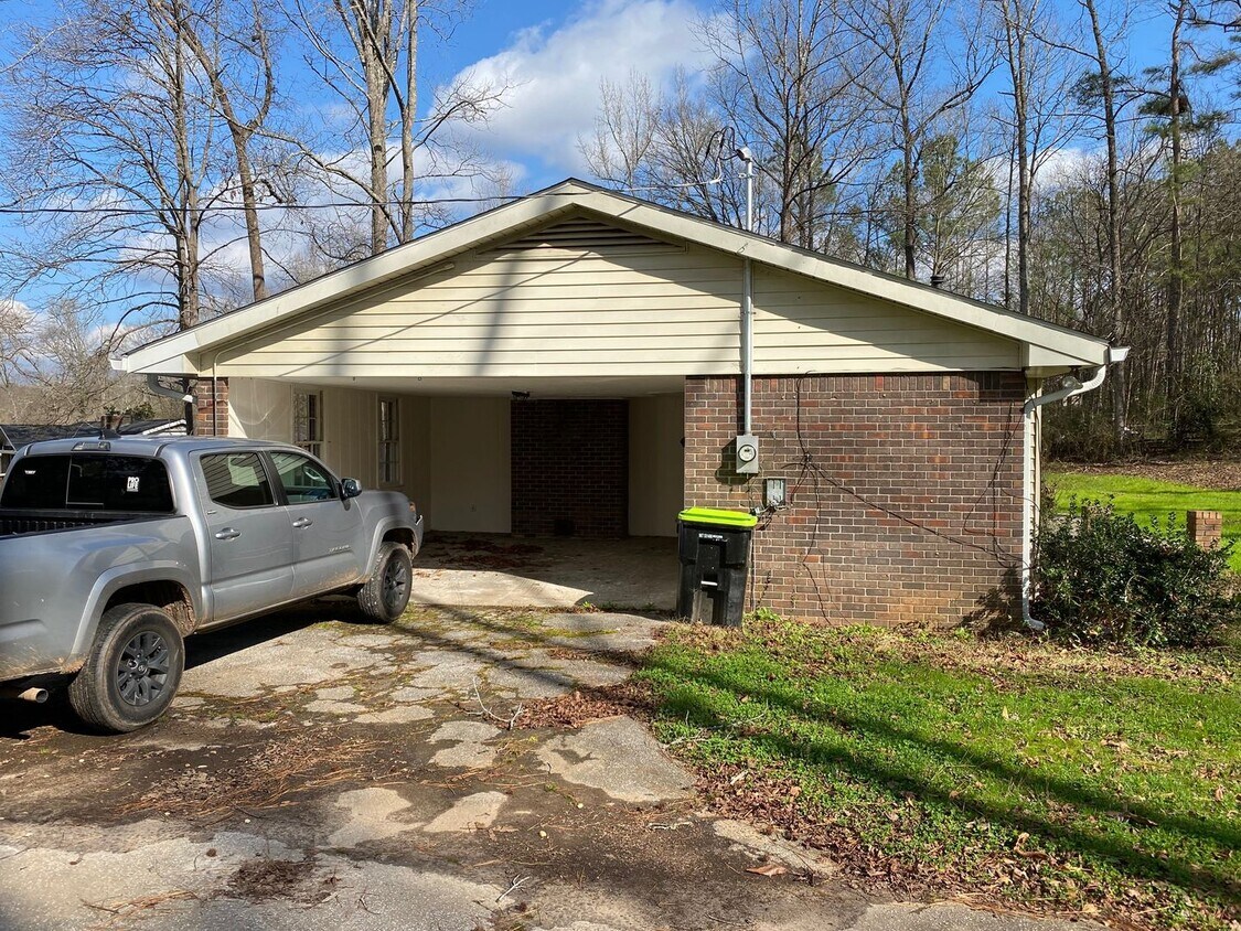 Foto del edificio - 75 Red Oak Dr