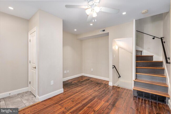 Foto del edificio - 953 N Randolph St