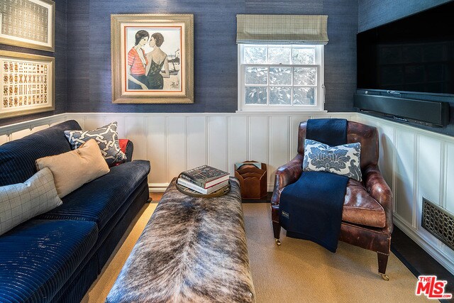 Foto del edificio - 3210 Oakshire Dr