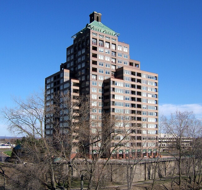 View from the northwest - Riverpoint on the Connecticut