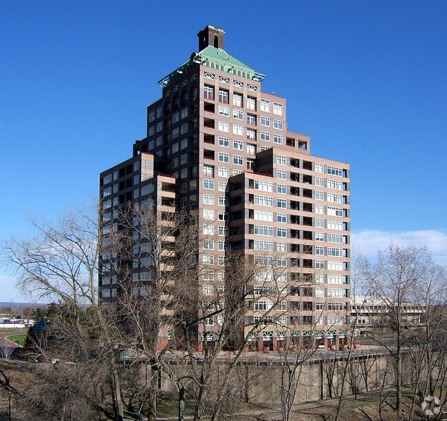 View from the northwest - Riverpoint on the Connecticut