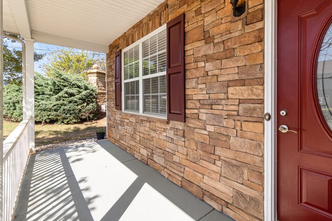 Building Photo - 7638 Carrington Forest Ln