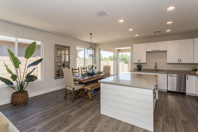 Foto del edificio - Stunning new build 4 bedroom Chino Valley home!