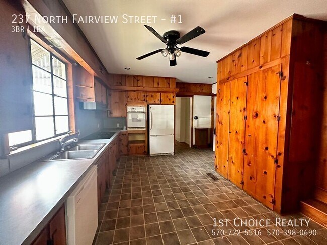 Foto del edificio - 237 N Fairview St