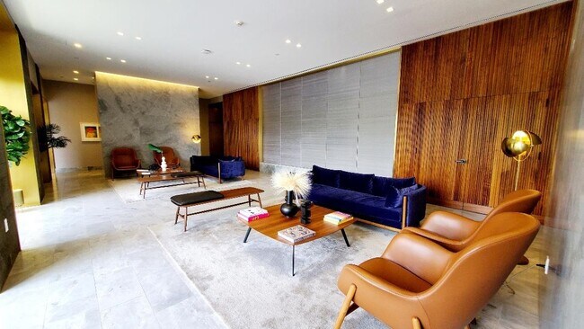 Foto del edificio - 75 Park Ln S