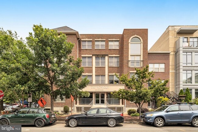 Foto del edificio - 449 R St NW