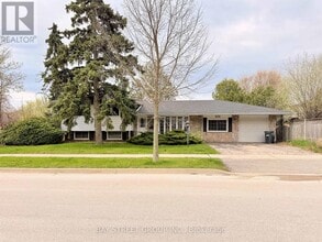Building Photo - 526 Chamberlain Rd
