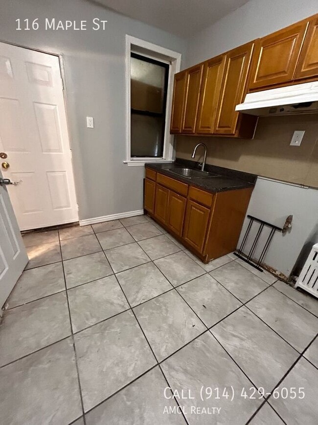 Photo - 116 Maple St Apartment