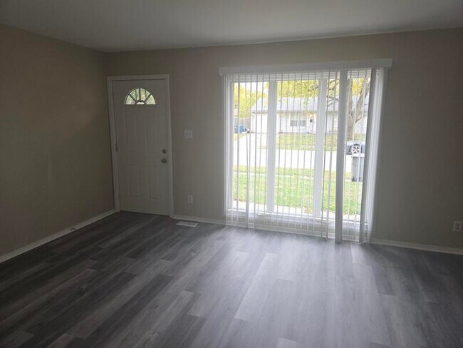 Foto del edificio - 7926 E 35th St