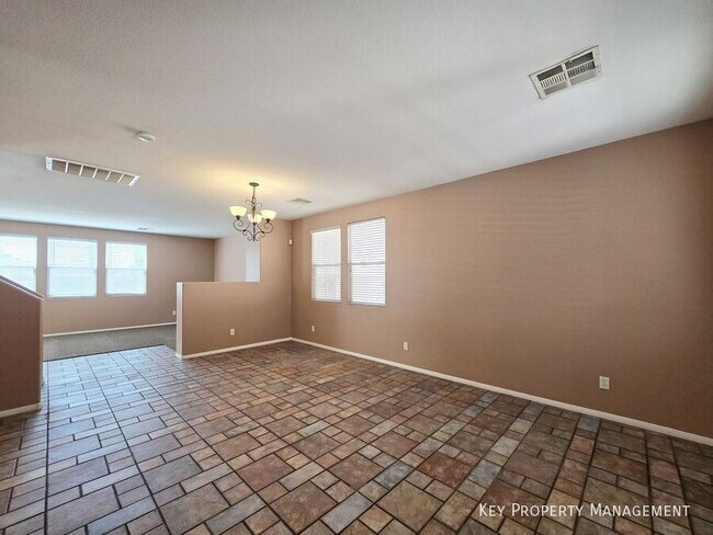 Foto del edificio - 10865 Wallflower Ave