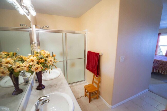 Building Photo - 3 br, 2 bath House - 1801 Estates Dr Unit B