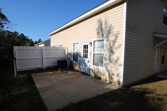 Foto del edificio - 2267 Pine Landing Ct