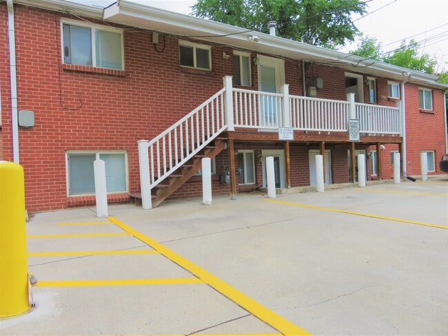 Off-Street Assigned Parking - 1460 S Ash St