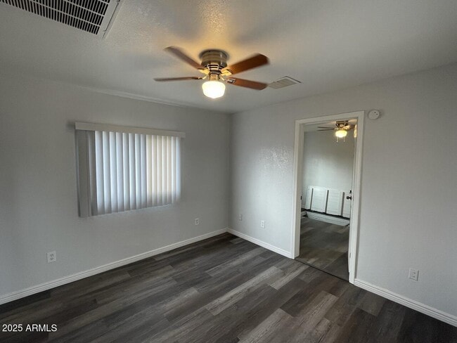 Building Photo - 737 S 2nd St