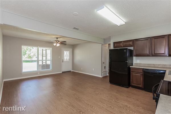 Building Photo - 7708 Clenis Ln