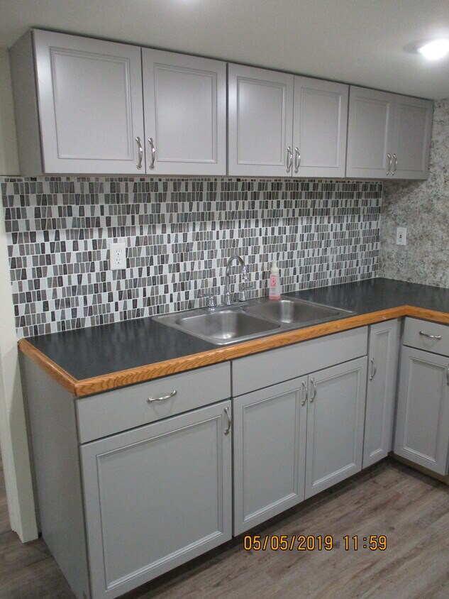 Foto principal - 47 S Sterley St