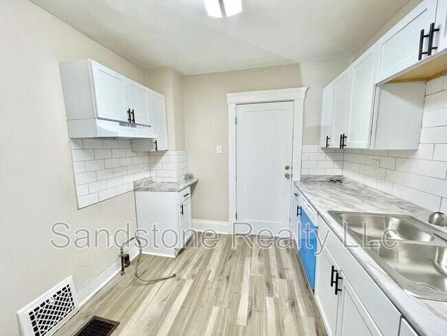 Foto del edificio - 173 Fairlawn Ave