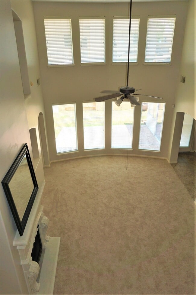 Foto del edificio - 8123 Buffalo Springs Ct