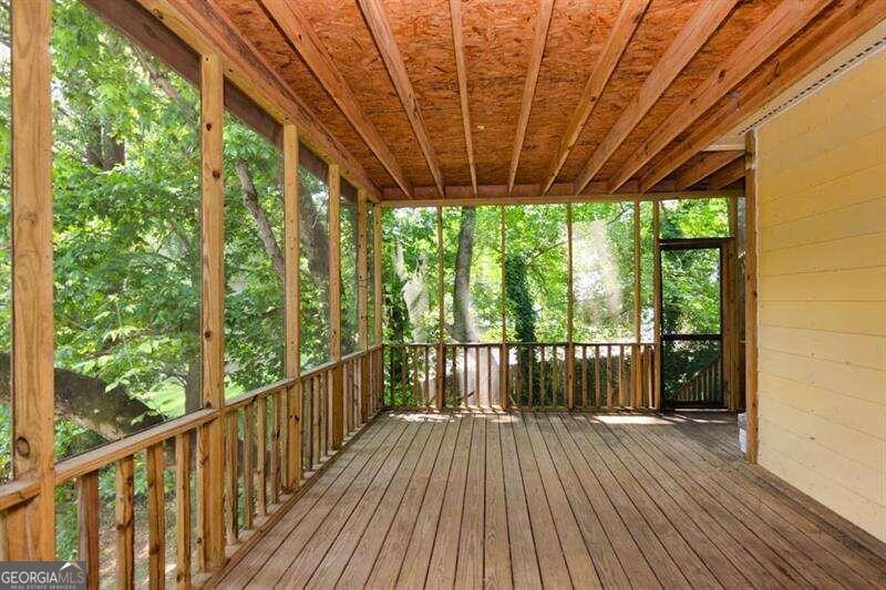 Primary Photo - 1247 Monroe Dr NE