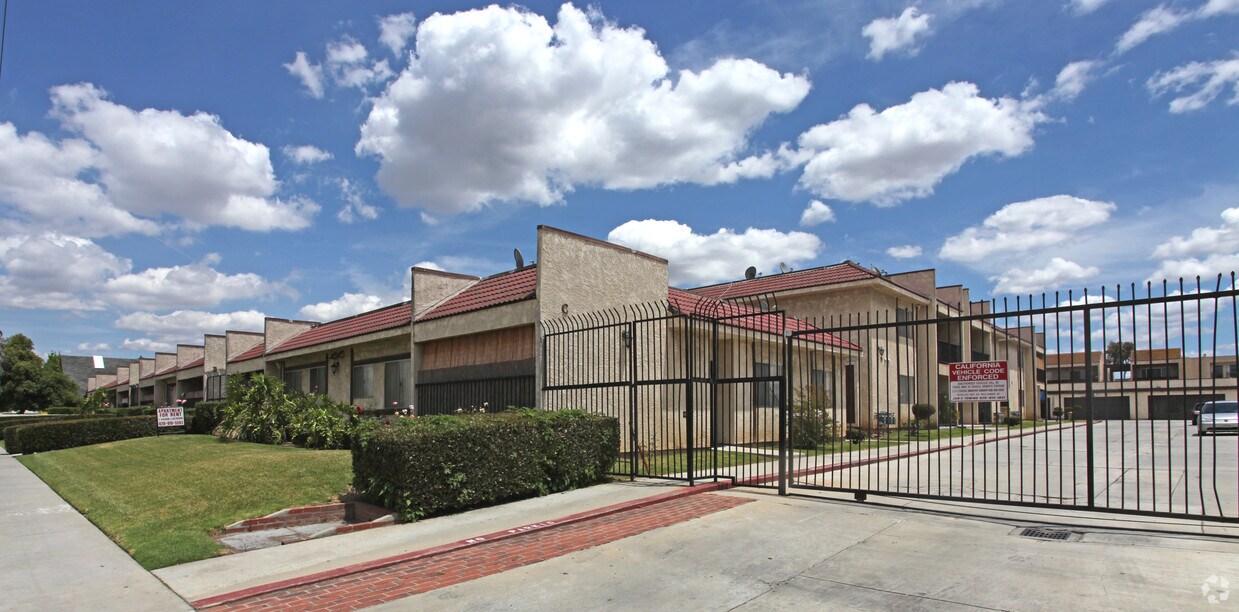Foto del edificio - 1520 California Ave