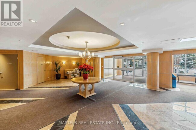 Building Photo - 205 Bolton St