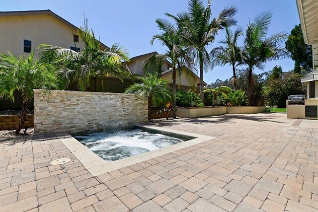 Foto del edificio - 10414 White Birch Dr