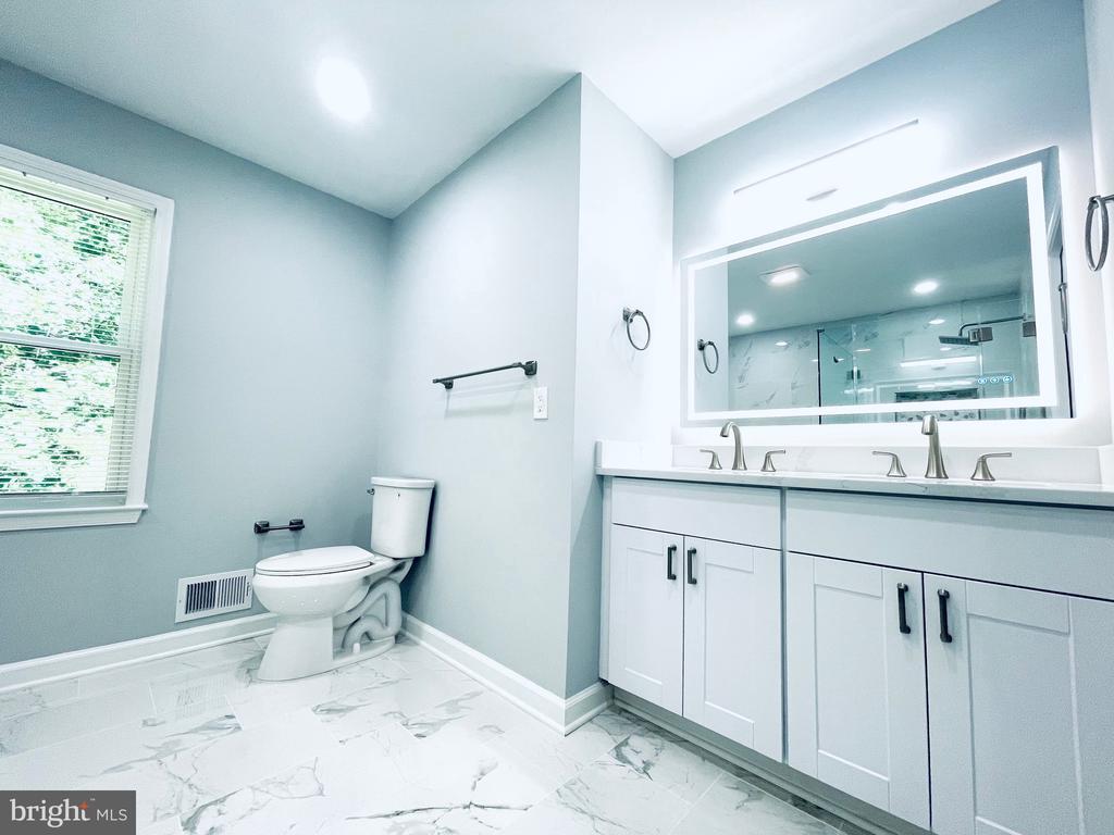 Foto principal - 1129 Edward Dr