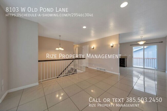 Foto del edificio - 8103 Old Pond Ln
