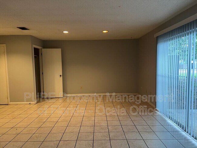 Foto del edificio - 629 NE 28th Ave