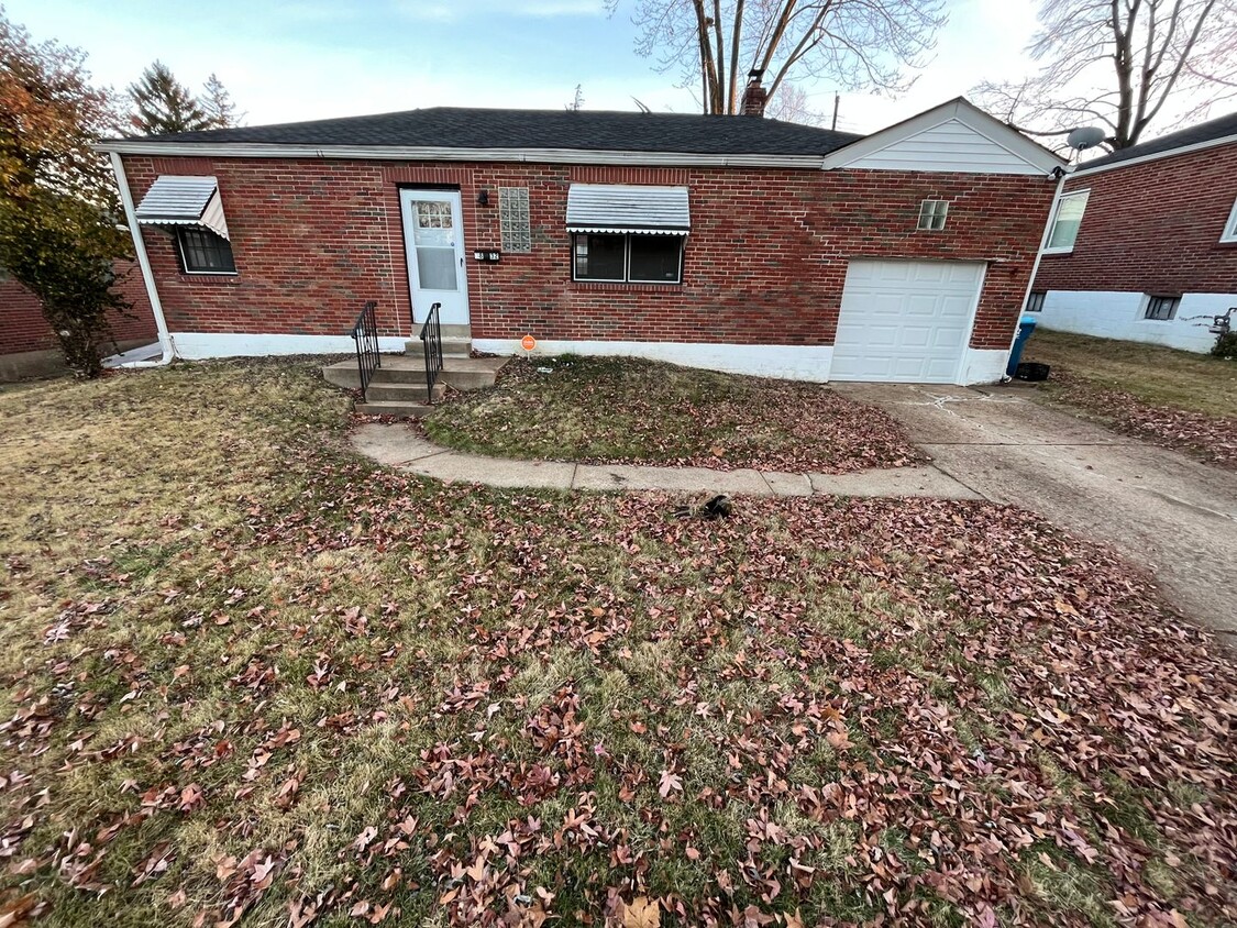 Primary Photo - Updated Two Bedroom with Attached Garage C...