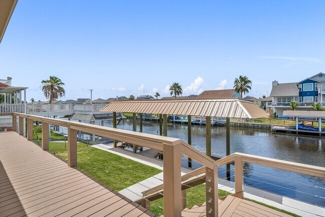 Foto del edificio - 1264 Blue Heron Dr