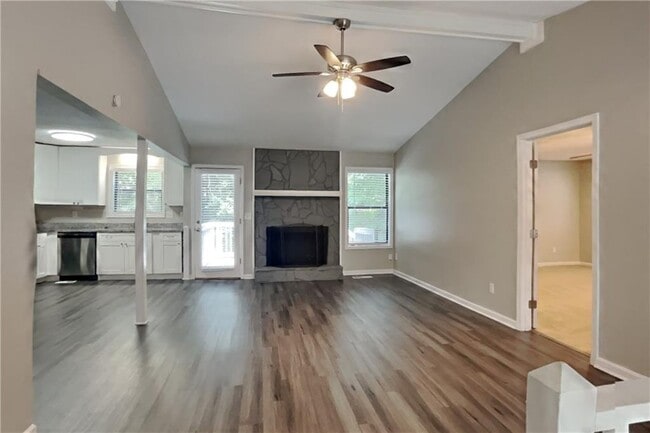 Foto del edificio - 1702 Hickory Grove Trail NW