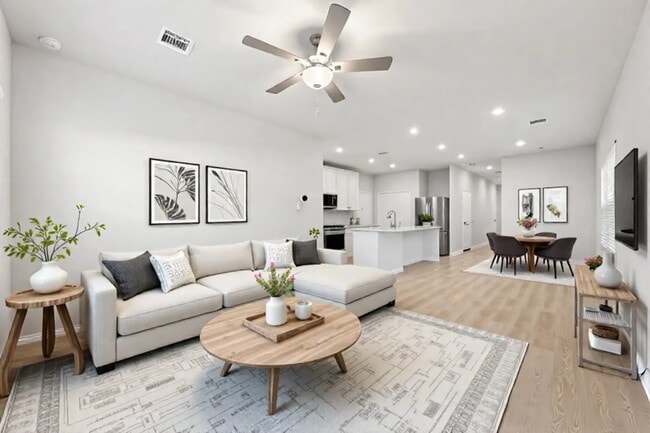 Building Photo - 302 Brazen Forest Trl