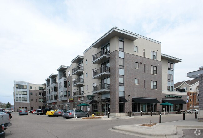 Foto del edificio - Kensington Park Condos