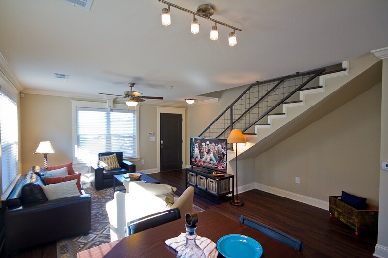 Foto principal - 650 River Rd