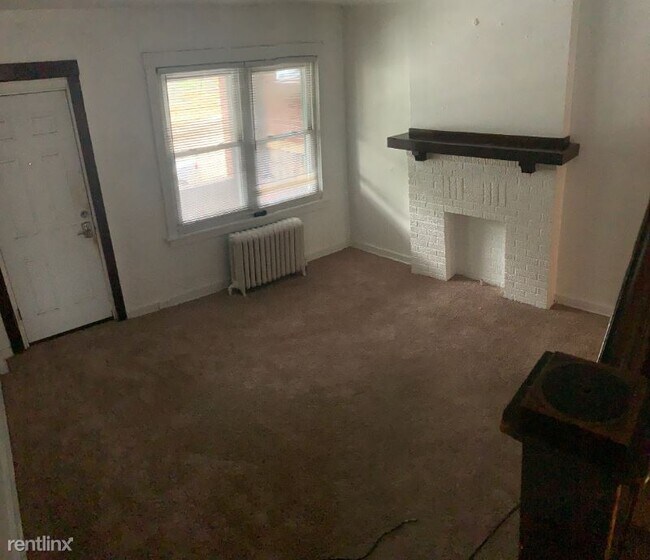 Building Photo - 3 br, 1 bath House - 202 Chesterfield Rd