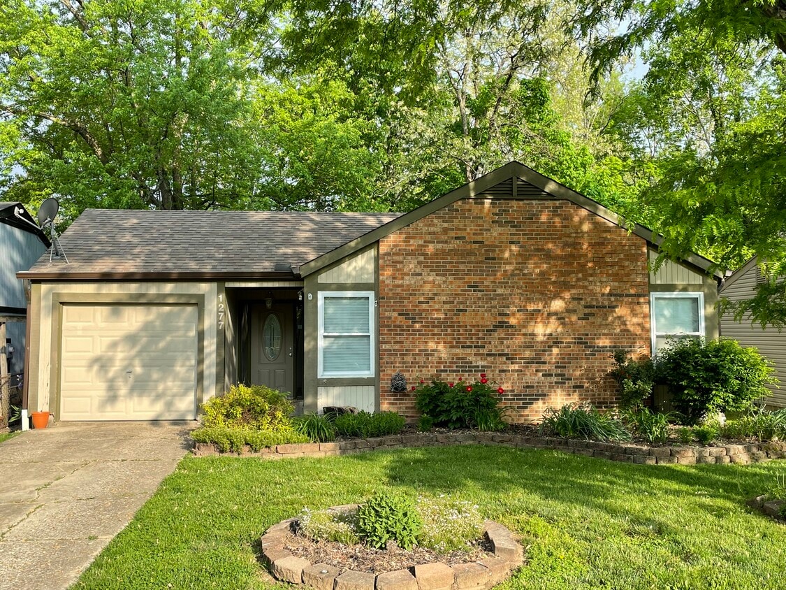 Front - 1277 Tallberry Dr
