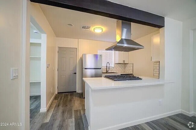 Building Photo - 426 N 17th Ave